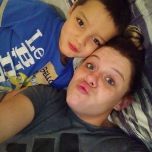 Meet your Posher, Holly